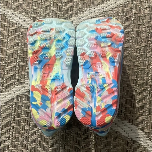 Hunter Girl's Perforated Slip On Sz 1 - Picture 3 of 5